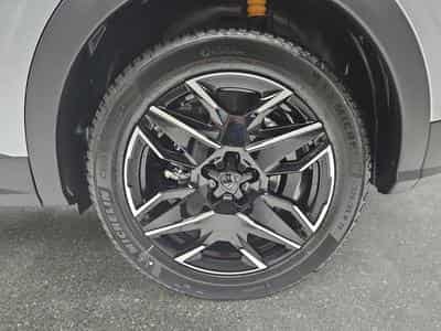 Peugeot 3008 1.2 Hybrid 145 E-DSC6 Allure (2025) - Photo 6