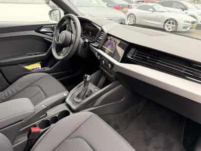 Audi A1 Allstreet 30 TFSI S tronic (2026) - Photo 3