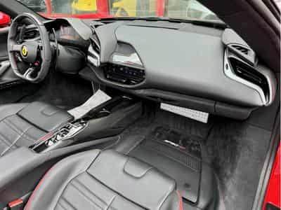 Ferrari SF90 REPRISES POSSIBLE ... INZAHLUNGEN MÖGLICH Full options Great (2023) - Photo 11