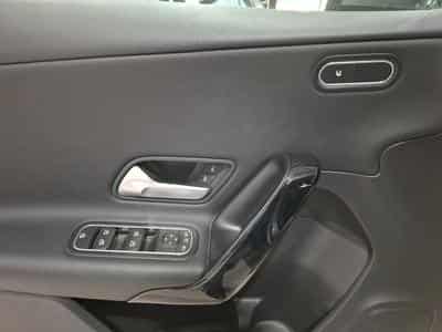 Mercedes A 180 D 116, CUIR, NAVI, CAMERA, LED, COCKPIT DIGITAL (2020) - Photo 10