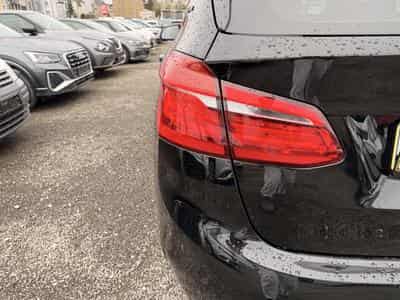 BMW 225 eDrive Xe (2017) - Photo 11