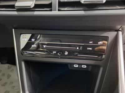 VW Polo 1.0 TSI 95 LIFE, 1 HAND, DIGITAL COCKPIT, CARPLAY, NAVI, FRA (2023) - Photo 8