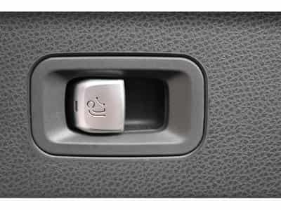 Mercedes GLC 250 4 MATIC COUPE AMG LINE PANO CUIR NAVI 1 HAND (2017) - Photo 15