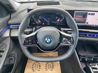 BMW 530 e Luxury / Hybride (2024) - Photo 14