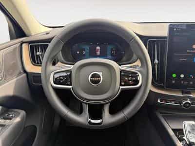 Volvo XC60 Facelift T6  Plus Dark (2025) - Photo 12
