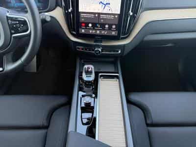 Volvo XC60 Facelift T6 Plus Dark / Hybride (2025) - Photo 11