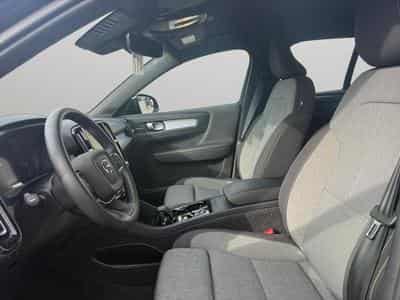 Volvo XC40 B3 Plus Dark / Essence (2025) - Photo 10