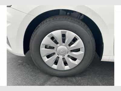 Skoda Fabia Essence (2026) - Photo 11