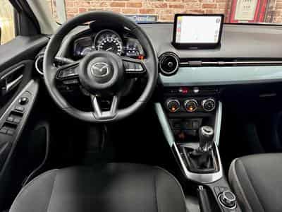 Mazda 2 2 1.5 90cv CENTER-LINE (2024) - Foto 4