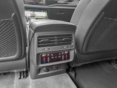 Audi RSQ8 4.0 TFSI/PANO/23//HUD/Matrix/Bang & Olufsen  *VOLL** (2023) - Photo 13