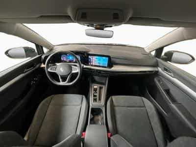 VW Golf Life+DSG+LM17+LED (2024) - Photo 2