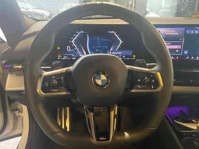 BMW 520 520d Aut. (2025) - Foto 9