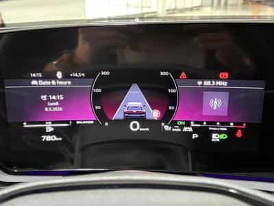 Audi A5 40 TDI 204 CV AVANT S TRONIC S LINE PLUS *360°* (2025) - Photo 11