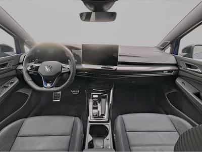 VW Golf (2026) - Photo 3