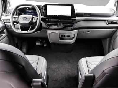 Ford Tourneo (2025) - Photo 4