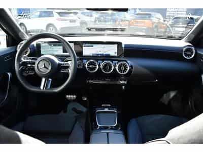 Mercedes GLA 200 (2025) - Photo 9