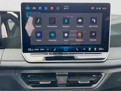 VW Tiguan (2025) - Photo 10