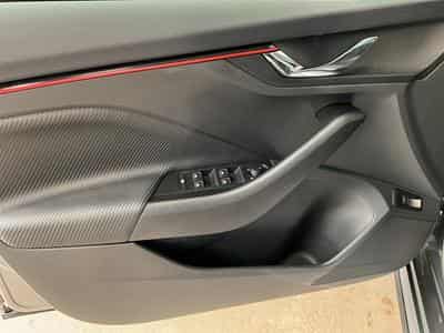 Skoda Kamiq Monte-Carlo+DSG+Pano+LED (2025) - Foto 14