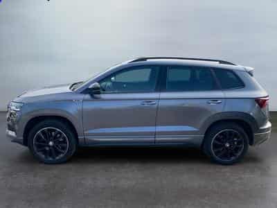 Skoda Karoq 2.0 CR TDi SCR 4x4 Sportline DSG (2024) - Foto 3