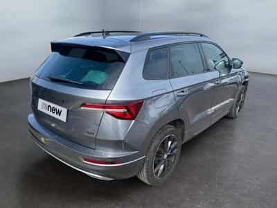 Skoda Karoq 2.0 CR TDi SCR 4x4 Sportline DSG (2024) - Foto 4