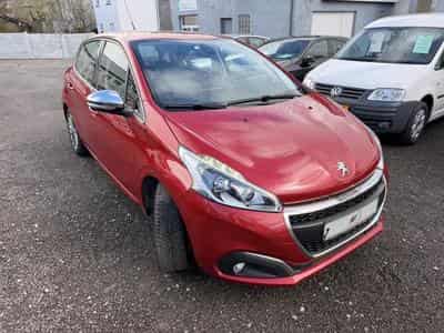Peugeot 208 1.2 ALLURE 110 S&S (2015) - Photo 7