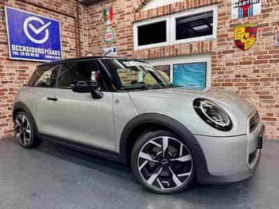 Mini Cooper Cooper C 156cv FAVOURED TRIM (New Modèle) (2024) - Photo 1