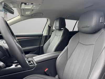 Skoda Superb L&K / DSG  / 360 / Diesel (2024) - Photo 12