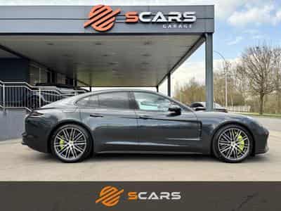 Porsche Panamera Turbo S E-Hybrid Bi-Turbo 4.0 V8 680cv (2017) - Foto 2