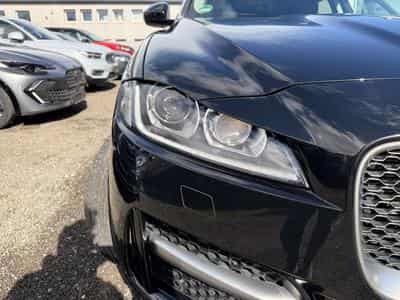 Jaguar F-Pace P250 AWD R sport (2017) - Foto 8