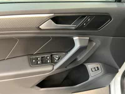 VW Tiguan R-Line+DSG+4M+Black-Style+AHK (2024) - Photo 14