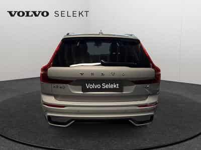 Volvo XC60 Facelift T6 Plus Dark / Hybride (2025) - Foto 4