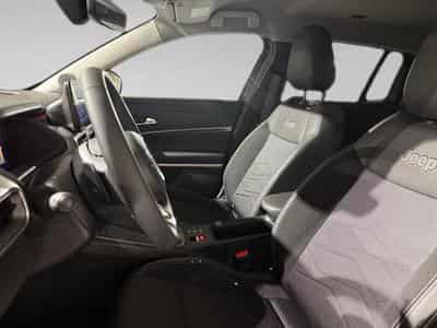 Jeep Avenger 1.2 MY25 Altitude - 4X2- 1.2L 100hp e-Hybrid (2025) - Photo 4