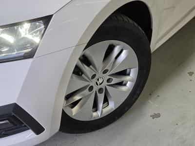 Skoda Octavia TDI 150CV DSG (2020) - Photo 3