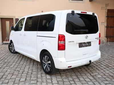 Toyota Proace 2.0 D-4D 177 ch AT8 L2 Shuttle Comfort 8 places (2020) - Foto 4