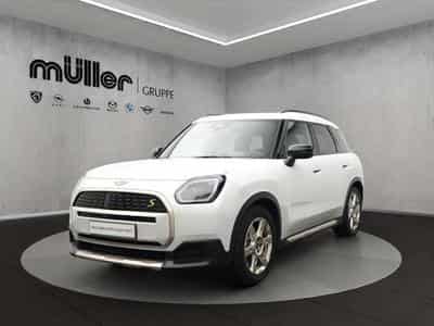 MINI Countryman SE (Coope Cooper SE ALL4 FAVOURED TRIM LED PANO HUD RÜCKFA (2024) - Photo 1