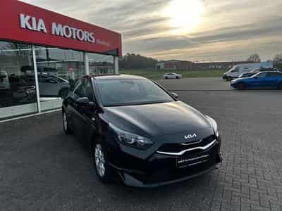 Kia Ceed Ceed 1.5 T-GDI DCT Vision Komfort+ Navi Kamera (2024) - Photo 1