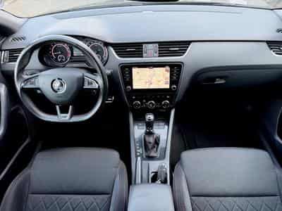 Skoda Octavia Octavia Combi RS 2.0 TDI DSG 4x4 /LED/ACC/CAM/ (2019) - Photo 11