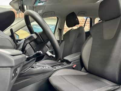 Skoda Octavia Octavia Combi 2.0 TDi 150cv Auto SELECTION (2024) - Foto 5