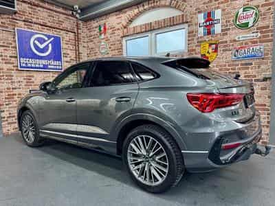 Audi Q3 Q3 Sportback 2.0 TDi 150cv Auto S-LINE (2024) - Foto 2