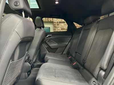 Audi Q3 Q3 Sportback 2.0 TDi 150cv Auto S-LINE (2024) - Foto 6