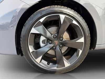 Cupra Leon eTSI (2026) - Photo 8