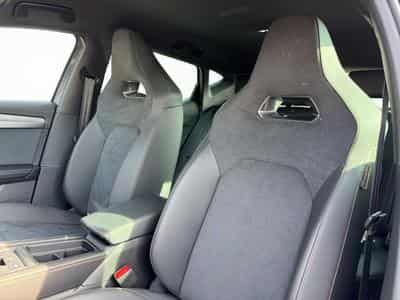 Cupra Leon eTSI (2026) - Photo 9