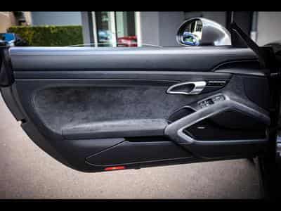 Porsche 911 (991.2) CARRERA GTS CABRIOLET PDK – PORSCHE APPROVED 01/2027 (2018) - Photo 8