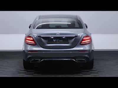 Mercedes E 220 d Limousine AMG Line 9g - Tronic (2019) - Photo 5
