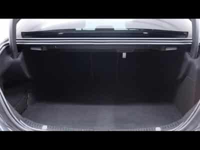 Mercedes E 220 d Limousine AMG Line 9g - Tronic (2019) - Photo 6