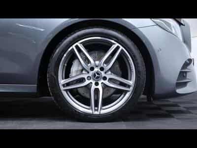 Mercedes E 220 d Limousine AMG Line 9g - Tronic (2019) - Photo 9