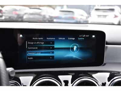 Mercedes A 200 AMG Line 7G-Tronic NIGHT CAM ALU19 1° MAIN (2020) - Foto 12