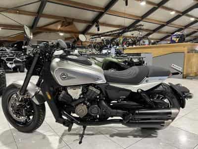 QJmotor SRV 600 V4 (2026) - Foto 4