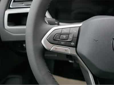 VW Touran (2026) - Foto 14