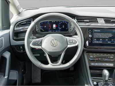 VW Touran (2025) - Photo 6